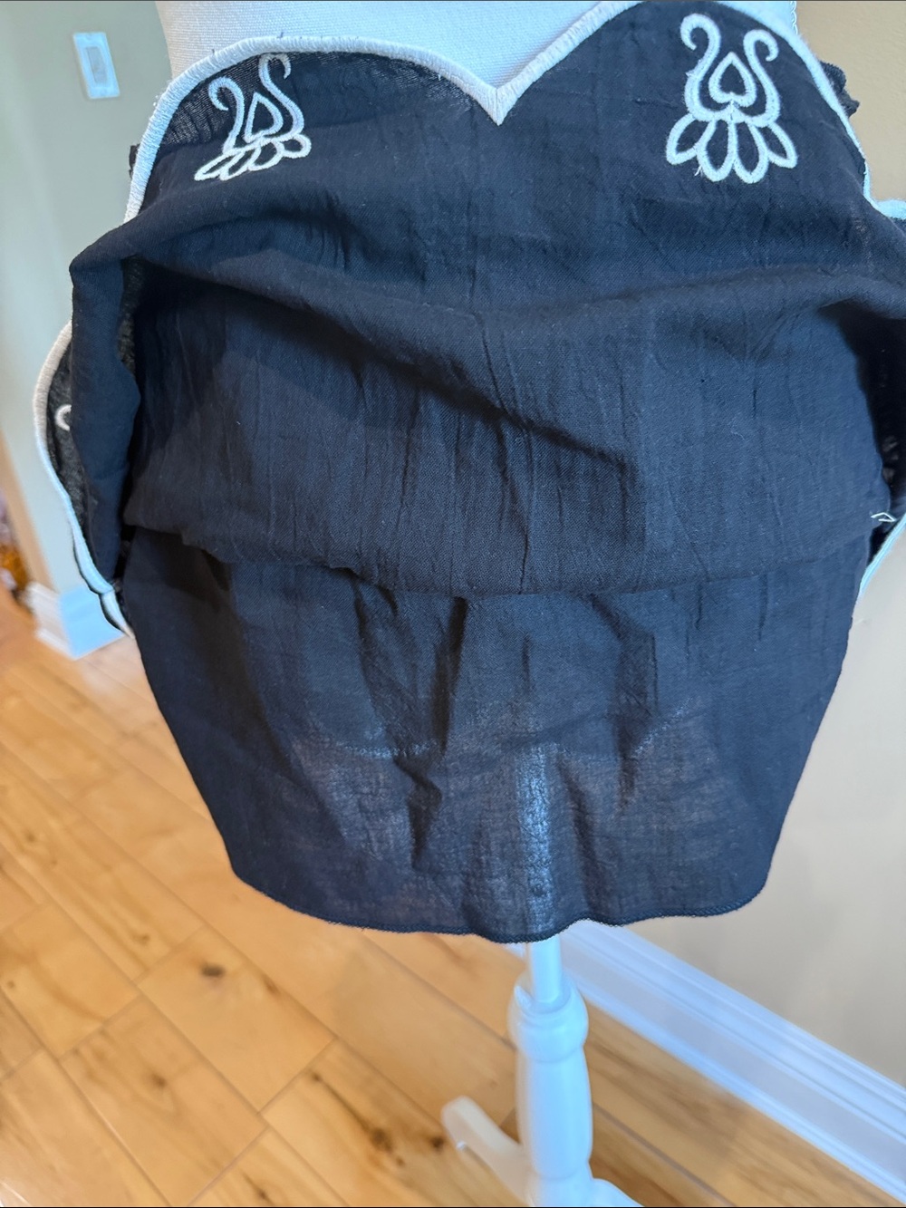 Becca Black Embroidered Skirt - Women - Picture 5 of 7